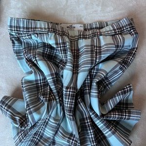 Hollister Plaid Skirt 💓